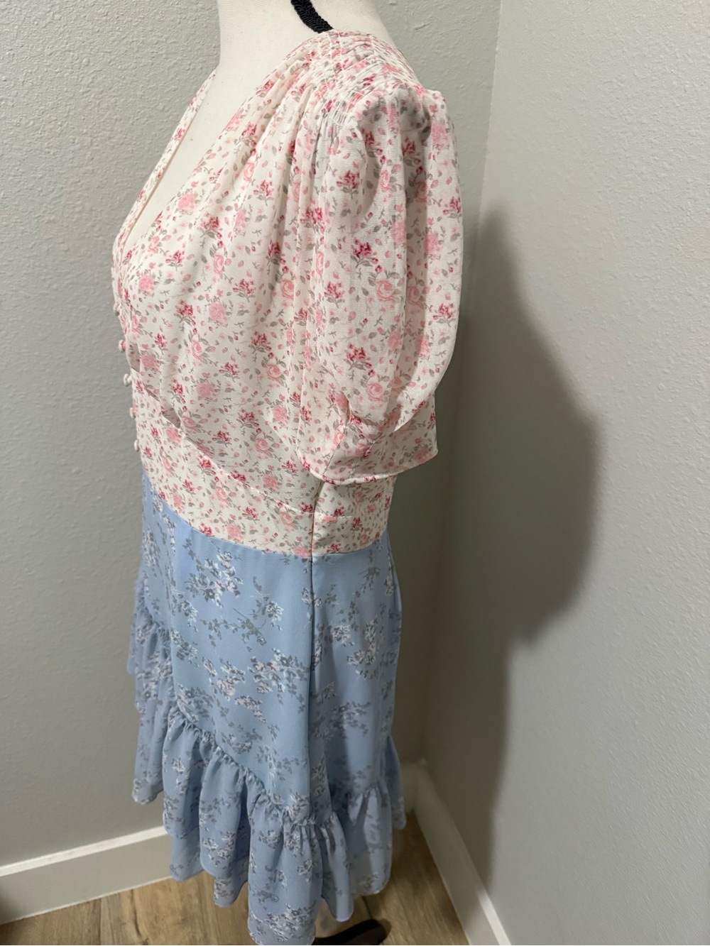 Shabby Chic Dress, Size M - Picture 6 of 11